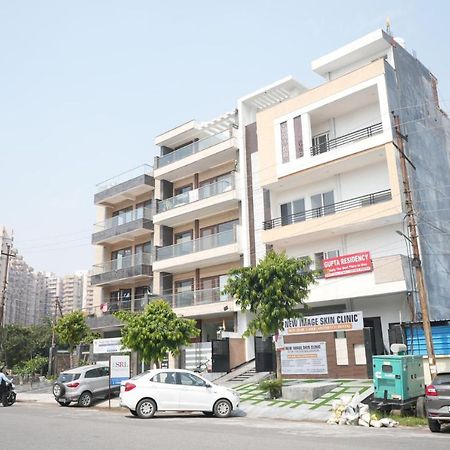 Gupta Residency Near Ajnara Heritage Noida Exterior foto
